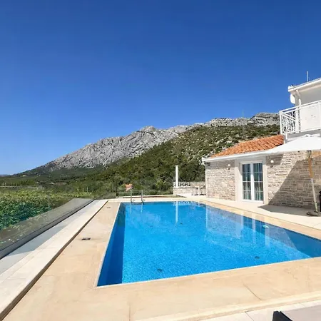 Villa Luxury Leopold *